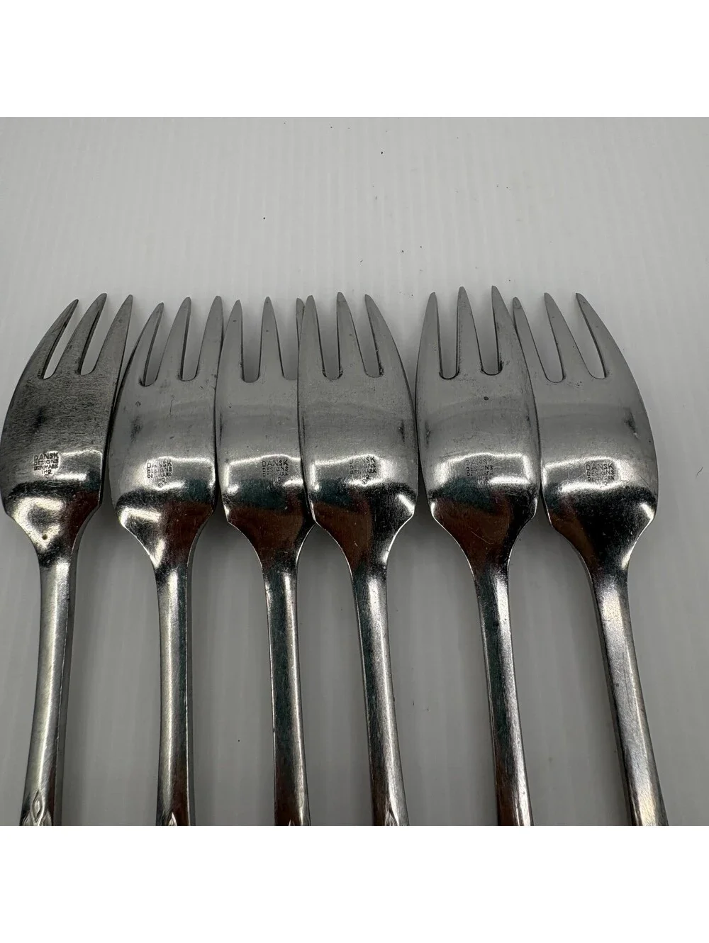 Dansk Designs Denmark IHQ 14 Pc Stainless Flatware Diamond Pattern Forks Knives